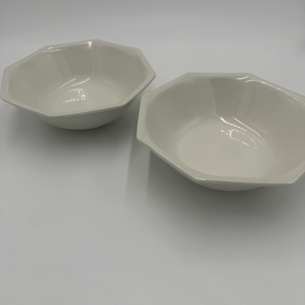 Set of 2 Johnson Brothers Heritage White Bowls